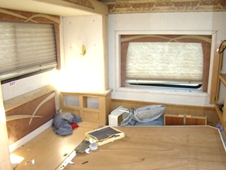 2003 NATIONAL DOLPHIN MOTORHOME USED PARTS FOR SALE