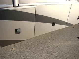 2004 FLEETWOOD DISCOVERY USED RV/MOTORHOME PARTS FOR SALE