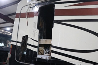 2008 BEAVER PATRIOT THUNDER USED RV / MOTORHOME PARTS FOR SALE